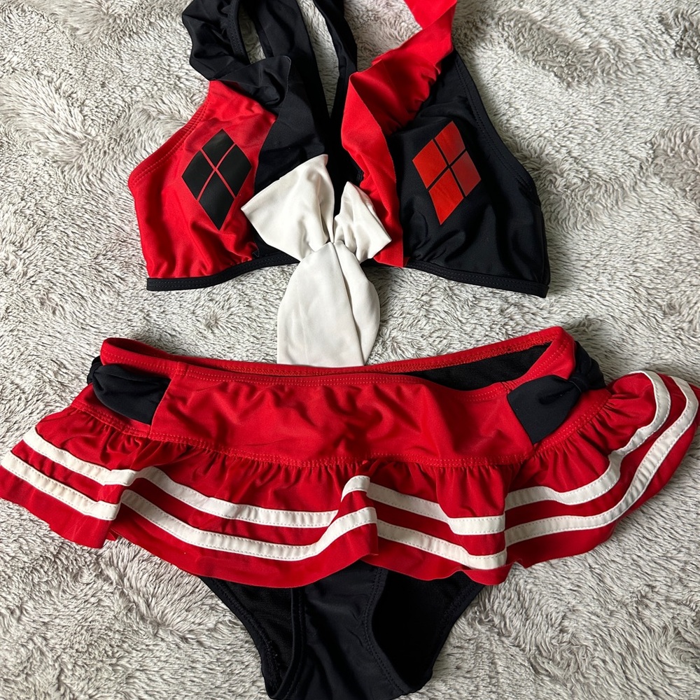 Harley Quinn Bathingsuit Top & Bottom
